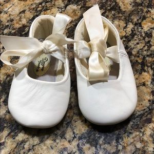 Designers Touch cream leather infant shoes
